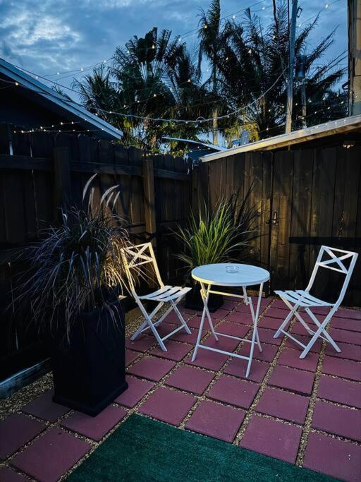 Studio With Terrace Near Hard Rock-Patio Hollywood Exteriör bild