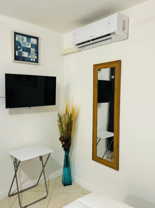 Studio With Terrace Near Hard Rock-Patio Hollywood Exteriör bild